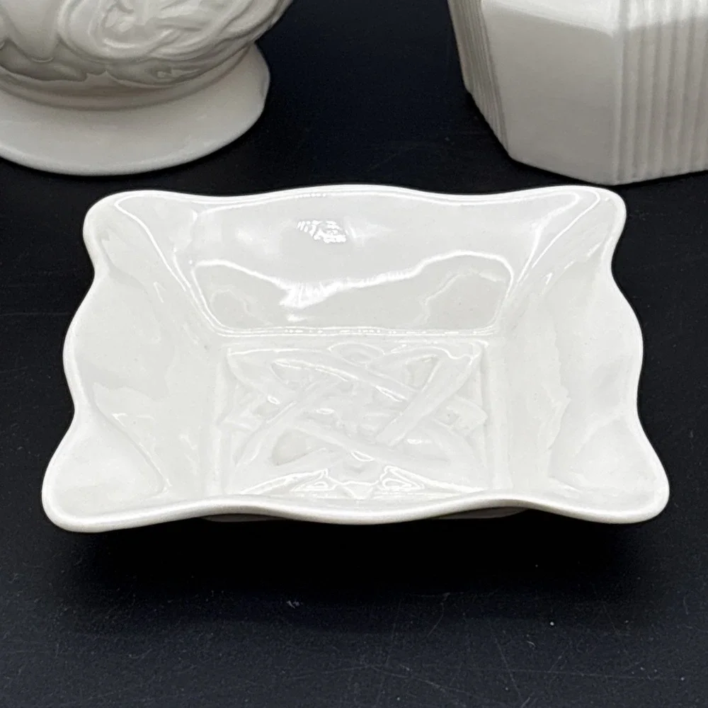 Lot of 5 Vintage Belleek Collectors International Society Porcelain Pieces